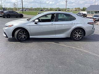 2022 Toyota Camry SE 4T1G11AK0NU051656 in Lee's Summit, MO 4