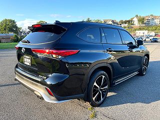 2022 Toyota Highlander XSE 5TDLZRBH0NS257206 in Reading, PA 7