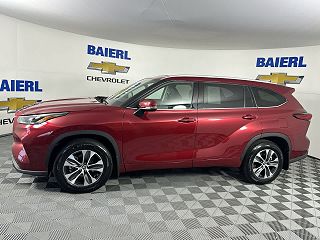 2022 Toyota Highlander XLE 5TDGZRBH3NS229093 in Wexford, PA 2