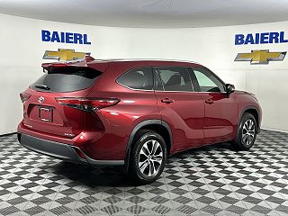 2022 Toyota Highlander XLE 5TDGZRBH3NS229093 in Wexford, PA 5