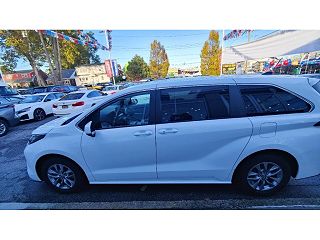 2022 Toyota Sienna LE 5TDKRKEC0NS128434 in Staten Island, NY 2