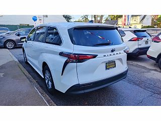 2022 Toyota Sienna LE 5TDKRKEC0NS128434 in Staten Island, NY 3