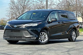 2022 Toyota Sienna LE 5TDKRKEC2NS105415 in Vacaville, CA 10
