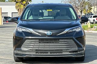 2022 Toyota Sienna LE 5TDKRKEC2NS105415 in Vacaville, CA 2