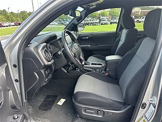 2022 Toyota Tacoma TRD Off Road 3TMCZ5AN7NM489401 in Kenosha, WI 9