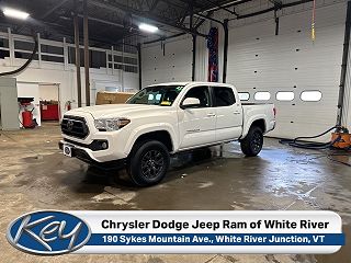 2022 Toyota Tacoma TRD Off Road VIN: 3TMCZ5AN5NM454985