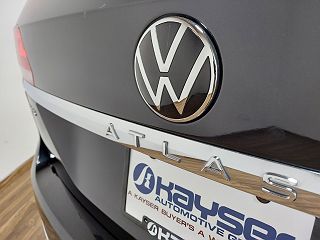 2022 Volkswagen Atlas SE 1V2HR2CA2NC541435 in Sauk City, WI 14