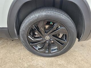 2022 Volkswagen Atlas SE 1V2HR2CA8NC555484 in Victoria, TX 30