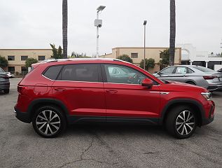 2022 Volkswagen Taos SE 3VVWX7B20NM050125 in Pasadena, CA 3