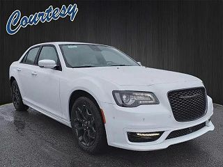 2023 Chrysler 300 Touring 2C3CCASG6PH707229 in Altoona, PA 1