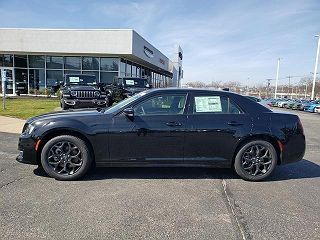 2023 Chrysler 300 Touring 2C3CCASG9PH707371 in Bedford, OH 3