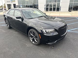 2023 Chrysler 300 Touring 2C3CCAAG7PH644448 in Bowling Green, OH 1