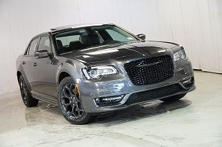 2023 Chrysler 300 Touring 2C3CCASG5PH667029 in Chicago, IL 8