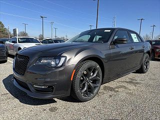 2023 Chrysler 300 Touring 2C3CCADG1PH706860 in Southaven, MS 5