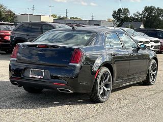 2023 Chrysler 300 Touring 2C3CCADGXPH652622 in Sterling Heights, MI 3
