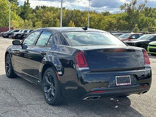 2023 Chrysler 300 Touring 2C3CCADGXPH652622 in Sterling Heights, MI 4