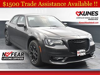 2023 Chrysler 300 Touring 2C3CCASG0PH684367 in Woodstock, IL 1