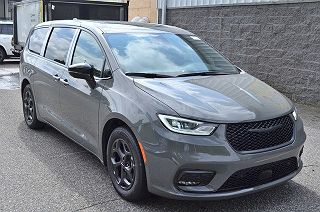 2023 Chrysler Pacifica Limited 2C4RC1S73PR618850 in Chicopee, MA 2