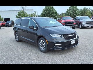 2023 Chrysler Pacifica Touring-L 2C4RC1L76PR509619 in Concord, NH 1
