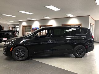 2023 Chrysler Pacifica Touring-L 2C4RC1L76PR513623 in Cooperstown, ND 1