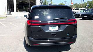 2023 Chrysler Pacifica Touring-L 2C4RC1L73PR614537 in Frederick, MD 8