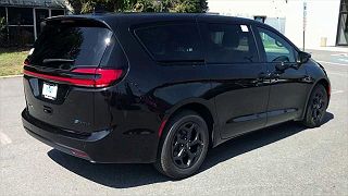 2023 Chrysler Pacifica Touring-L 2C4RC1L73PR614537 in Frederick, MD 9
