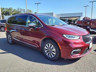 2023 Chrysler Pacifica Limited 2C4RC1S78PR573095 in Green Brook, NJ