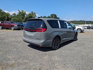 2023 Chrysler Pacifica Limited 2C4RC1S74PR618842 in Kingston, NY 3