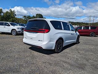 2023 Chrysler Pacifica Limited 2C4RC1S72PR618841 in Kingston, NY 3