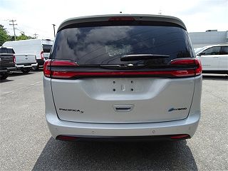 2023 Chrysler Pacifica Touring-L 2C4RC1L75PR584280 in North Attleboro, MA 4