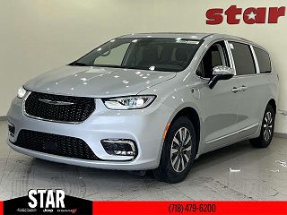 2023 Chrysler Pacifica Limited 2C4RC1S70PR503090 in Queens Village, NY 3