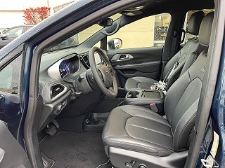 2023 Chrysler Pacifica Limited 2C4RC1S73PR543504 in Renton, WA 14