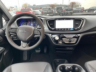 2023 Chrysler Pacifica Limited 2C4RC1S73PR543504 in Renton, WA 9
