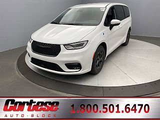 2023 Chrysler Pacifica Touring-L 2C4RC1L76PR618548 in Rochester, NY 1