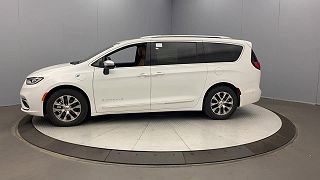 2023 Chrysler Pacifica Pinnacle 2C4RC1N71PR592714 in Rochester, NY 2