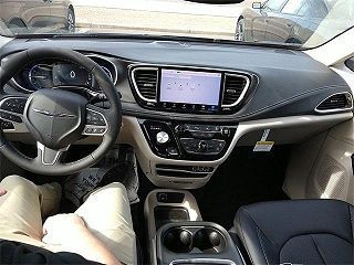 2023 Chrysler Pacifica Touring-L 2C4RC1L77PR523223 in Rome, NY 4