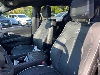 2023 Chrysler Pacifica Limited 2C4RC1S77PR619614 in Shelton, WA 17
