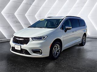 2023 Chrysler Pacifica Limited 2C4RC3GG1PR612503 in Sturgeon Bay, WI 3