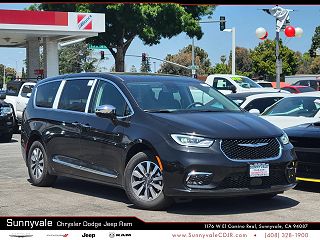 2023 Chrysler Pacifica Limited 2C4RC1S70PR592532 in Sunnyvale, CA 1