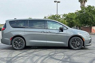 2023 Chrysler Pacifica Limited 2C4RC1S72PR618726 in Vacaville, CA 4