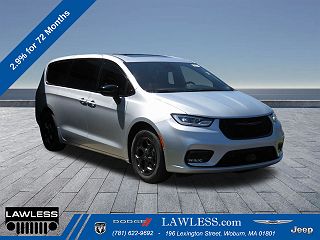 2023 Chrysler Pacifica Limited 2C4RC1S75PR569747 in Woburn, MA