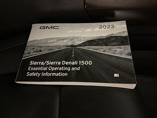 2023 GMC Sierra 1500 SLT 3GTUUDED2PG181505 in Peru, IL 29