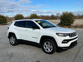 2023 Jeep Compass Latitude 3C4NJDBN0PT505567 in Greenville, SC 1