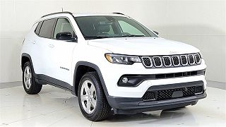 2023 Jeep Compass Latitude 3C4NJDBN7PT506151 in London, KY 1