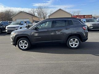 2023 Jeep Compass Latitude 3C4NJDBN0PT548077 in Sterling Heights, MI 5