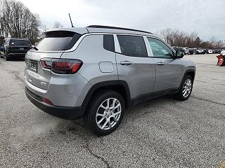 2023 Jeep Compass Latitude 3C4NJDFN3PT572545 in Willoughby, OH 5