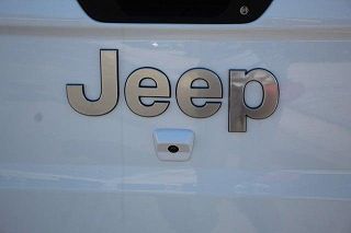2023 Jeep Gladiator  1C6HJTFG9PL523295 in Erie, PA 12