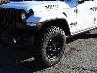 2023 Jeep Gladiator Willys 1C6HJTAG0PL575843 in Lowell, MA 9
