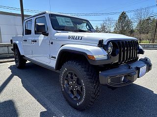 2023 Jeep Gladiator Willys 1C6HJTAG4PL577594 in Manchester, NH 12