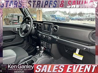 2023 Jeep Gladiator  1C6HJTAG5PL585171 in Painesville, OH 16